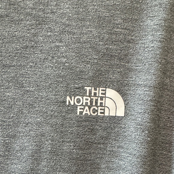 The North Face Women’s XXXL Long Sleeve Tee - Picture 3 of 4